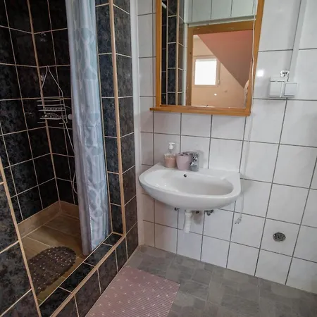 Lazic * Ribarska Banja